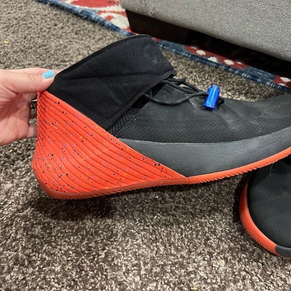 Air Jordan Mens | 12 - Picture 3 of 7